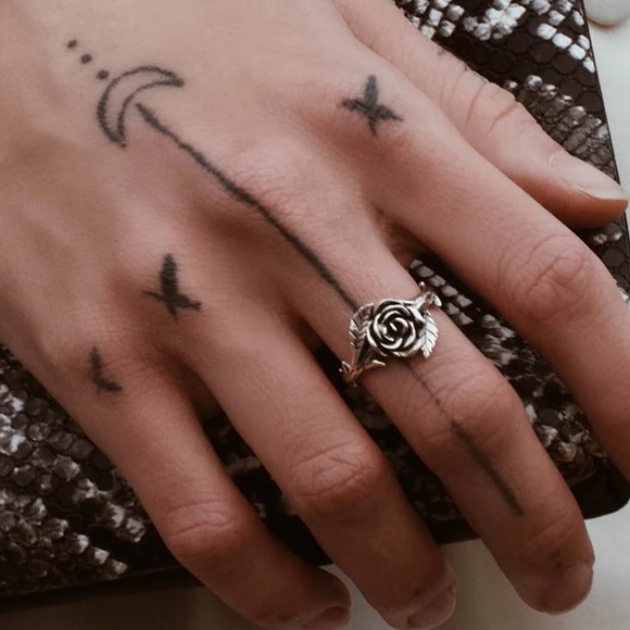 Etah Love Rosy Disposition Pinky Ring - Picture 4 of 5